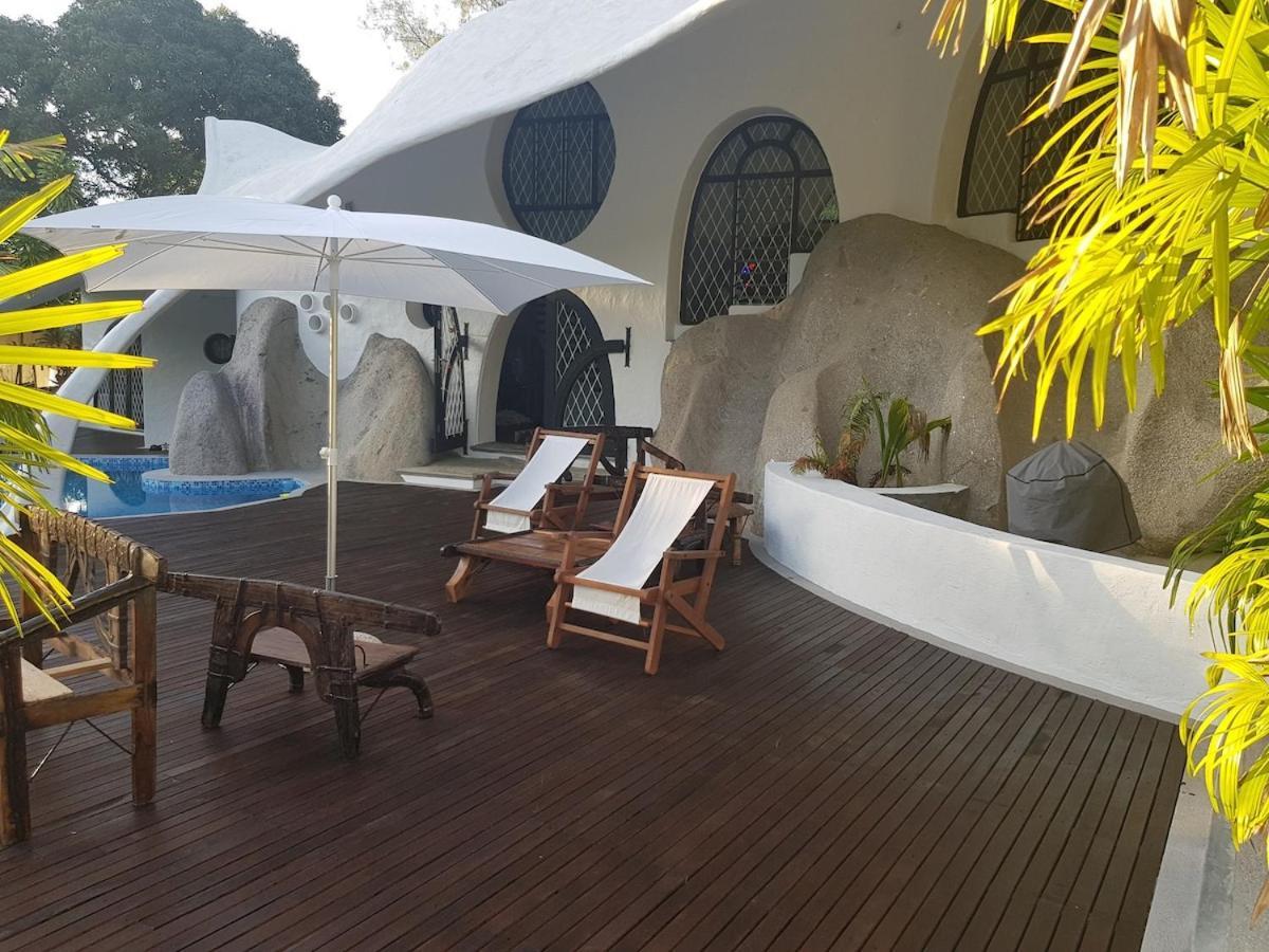 Brown Sugar Lodge Beau Vallon  Exteriör bild